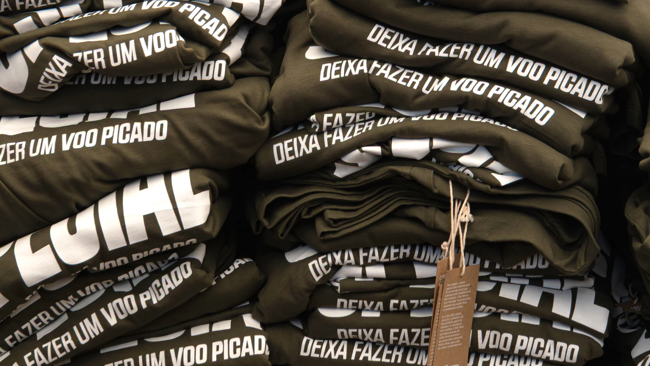 Projeto Air Invictus da Nhdesign: Peças desenvolvidas para merchandising oficial