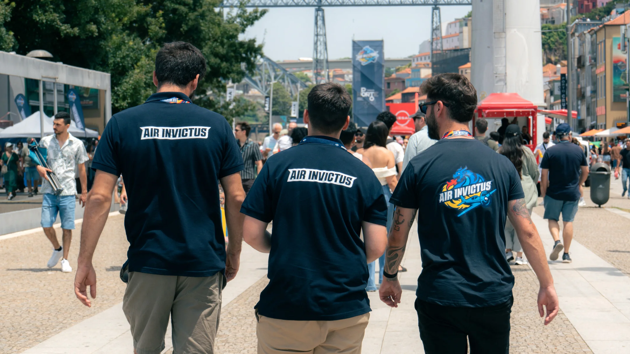 Projeto Air Invictus da Nhdesign: Aplicação da identidade no vestuário da equipa