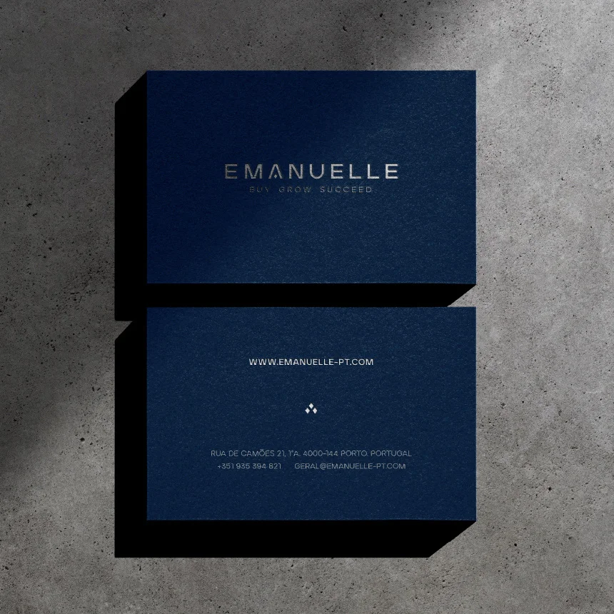 Nhdesign project Emanuelle: Business card with premium finish and subtle typography, aligned with the identity