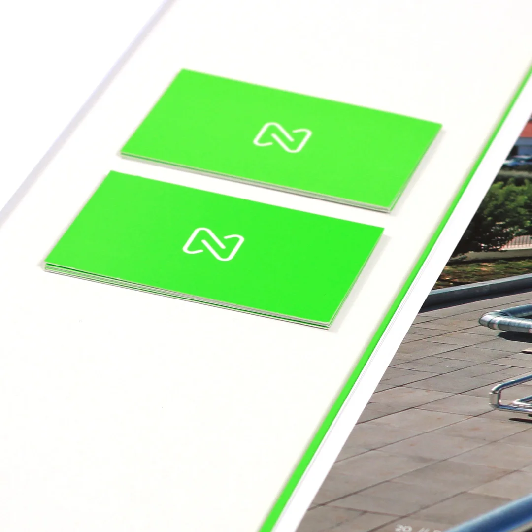 Nhdesign project NB Klima: Two NB Klima business cards on white background with green elements